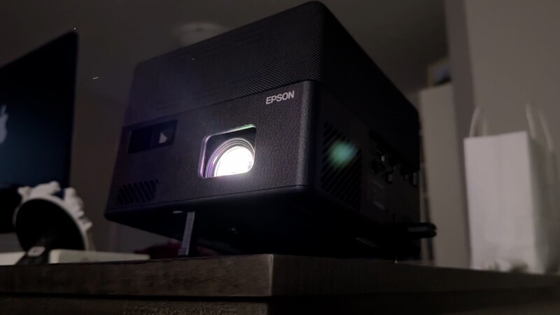 Epson Epiqvision Mini Ef 12 Projector