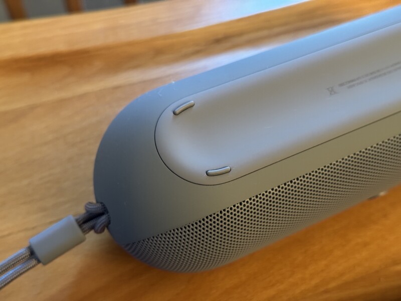 Beats Pill Base