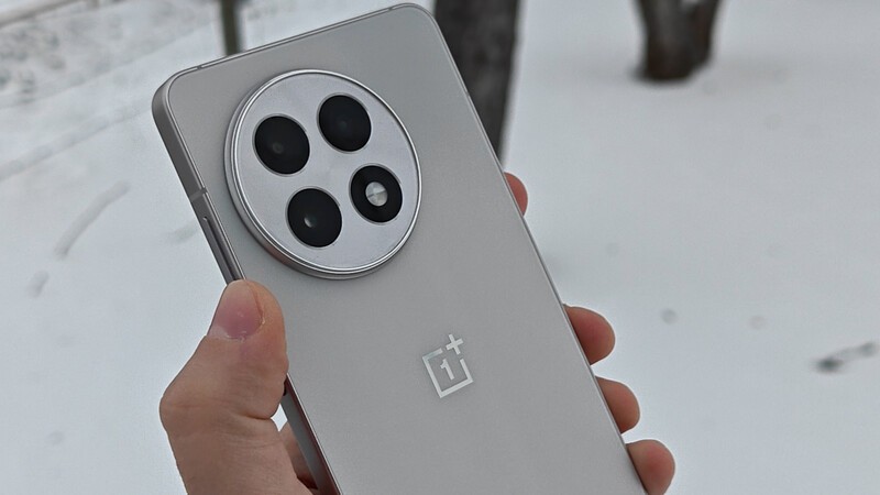 Oneplus 13 R Snow Hero